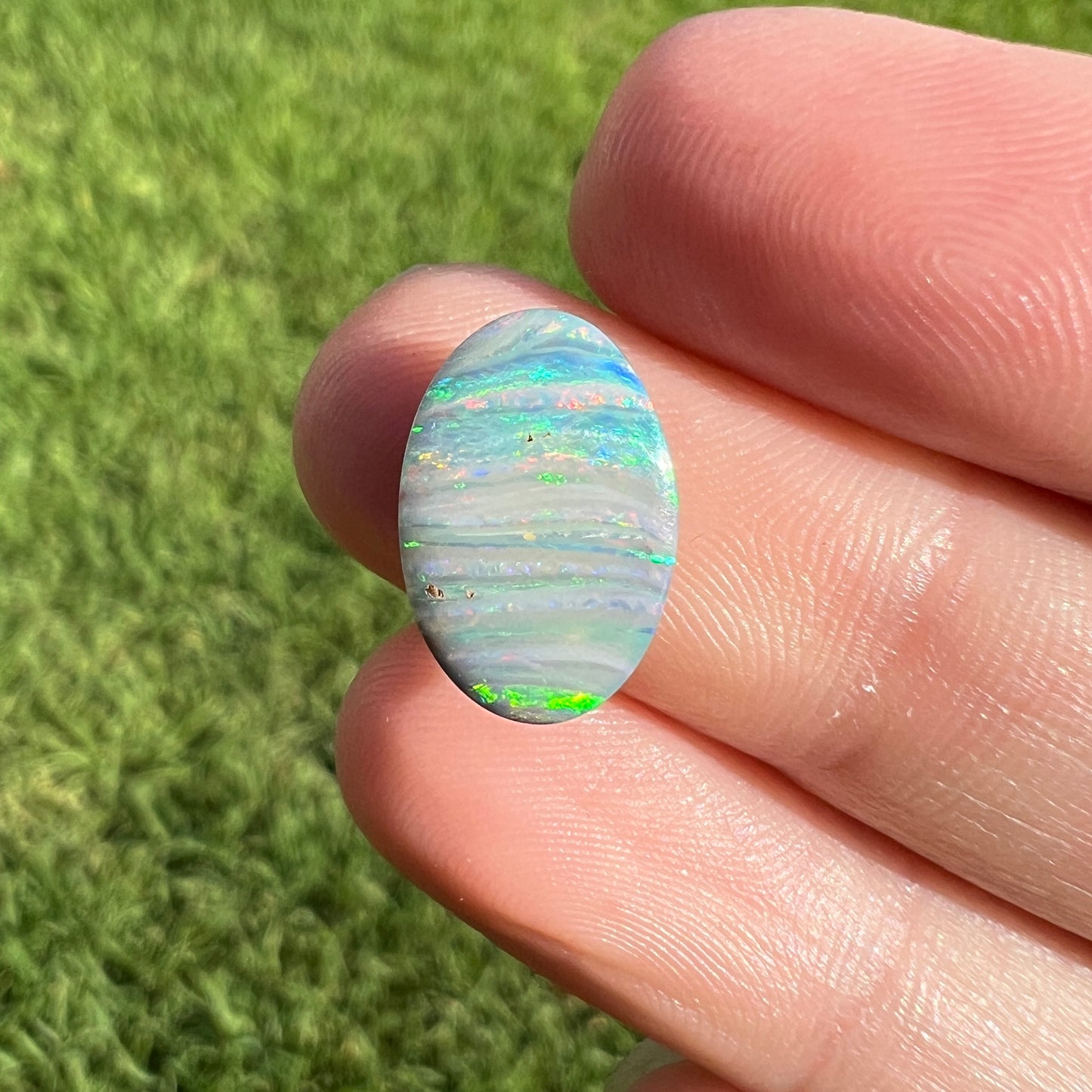 4.08 Ct oval boulder opal