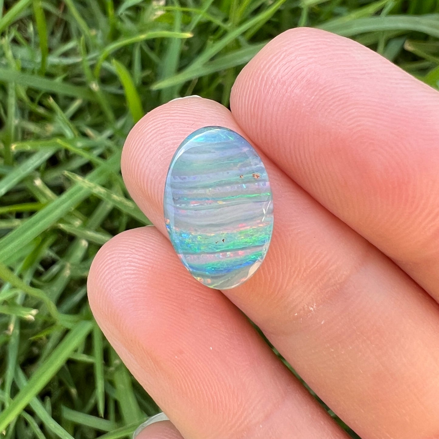 4.08 Ct oval boulder opal