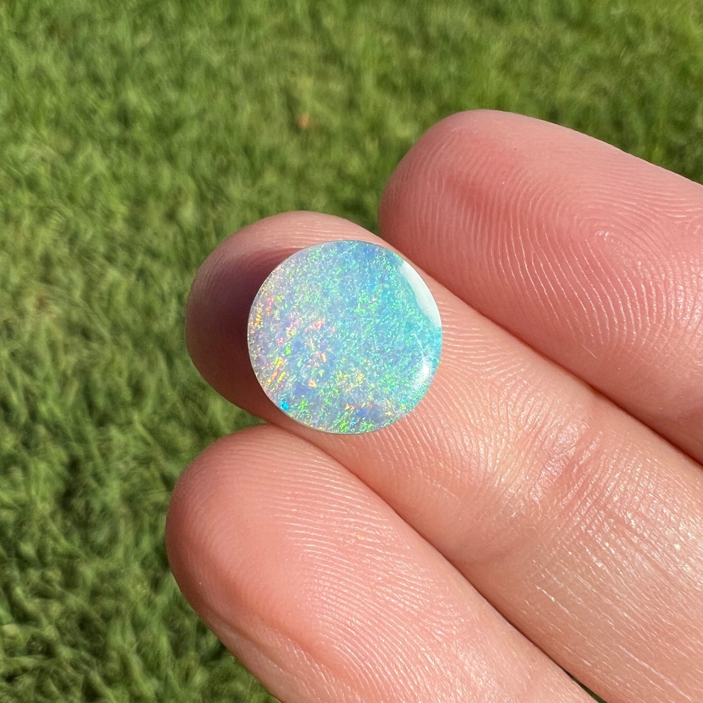 3.38 Ct circle boulder opal