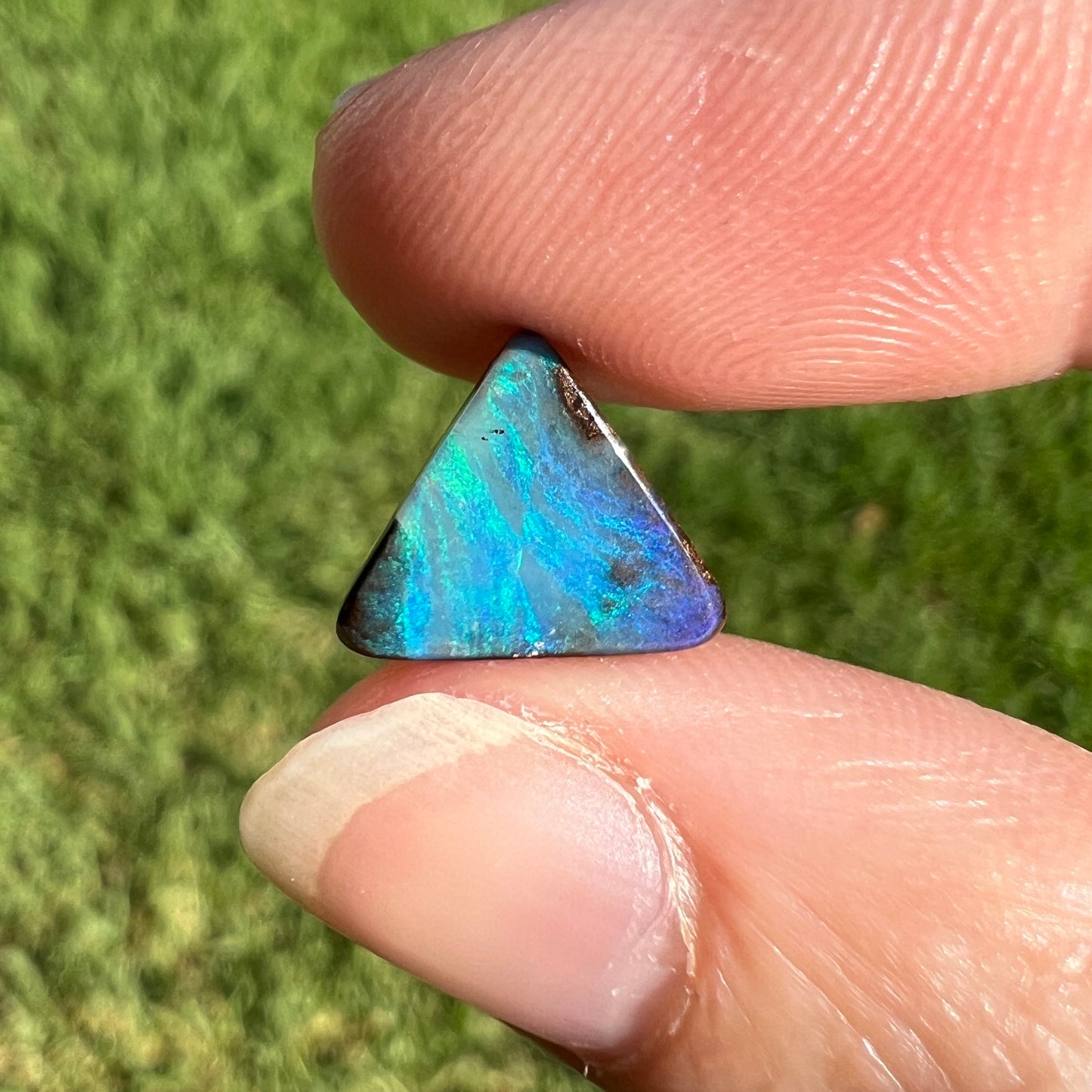 2.76 Ct triangle boulder opal