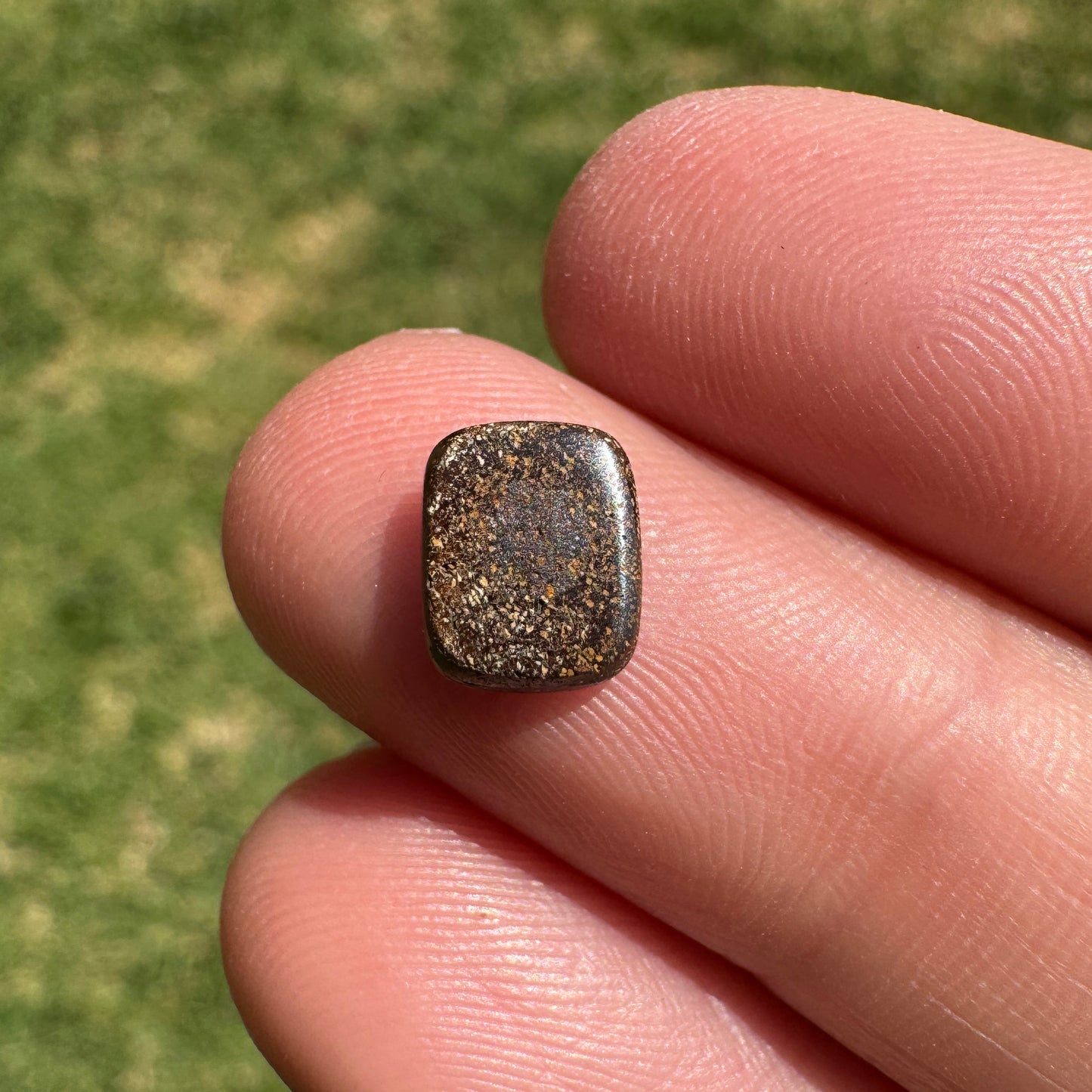 1.11 Ct small boulder opal