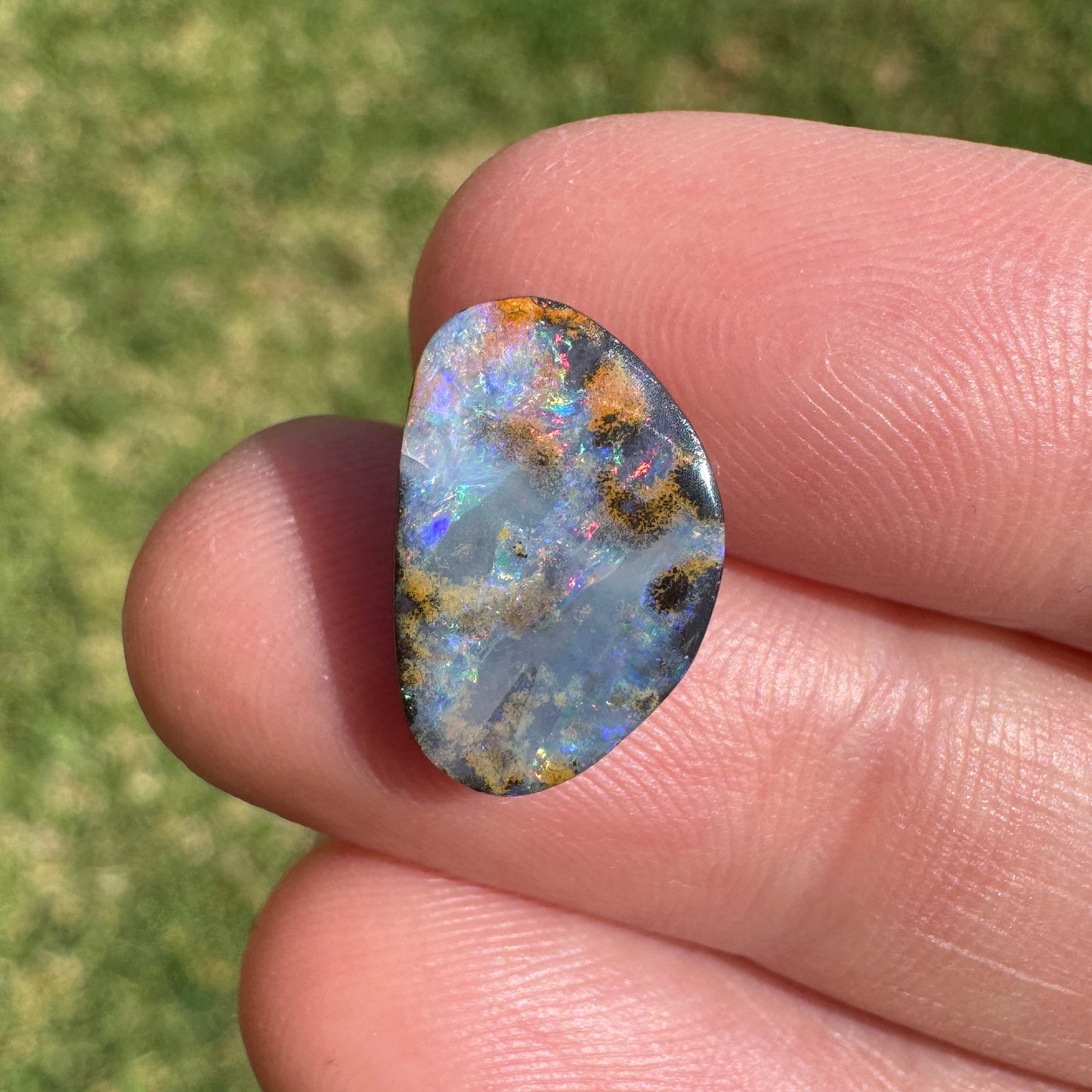 4.30 Ct small boulder opal