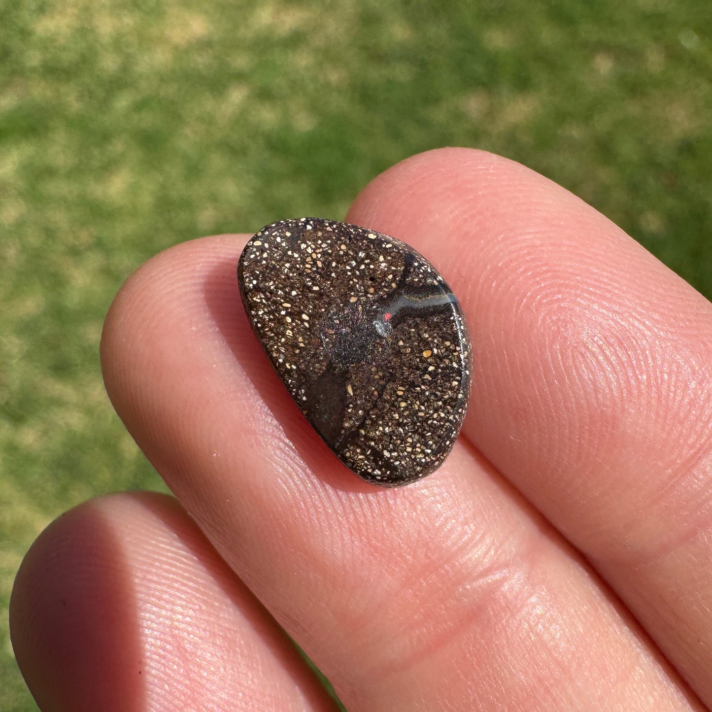 4.30 Ct small boulder opal