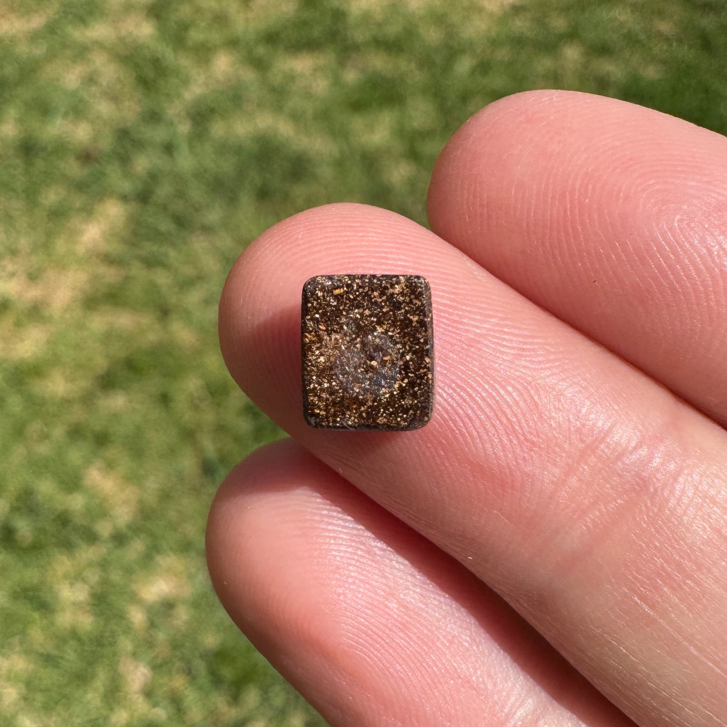 1.28 Ct small boulder opal