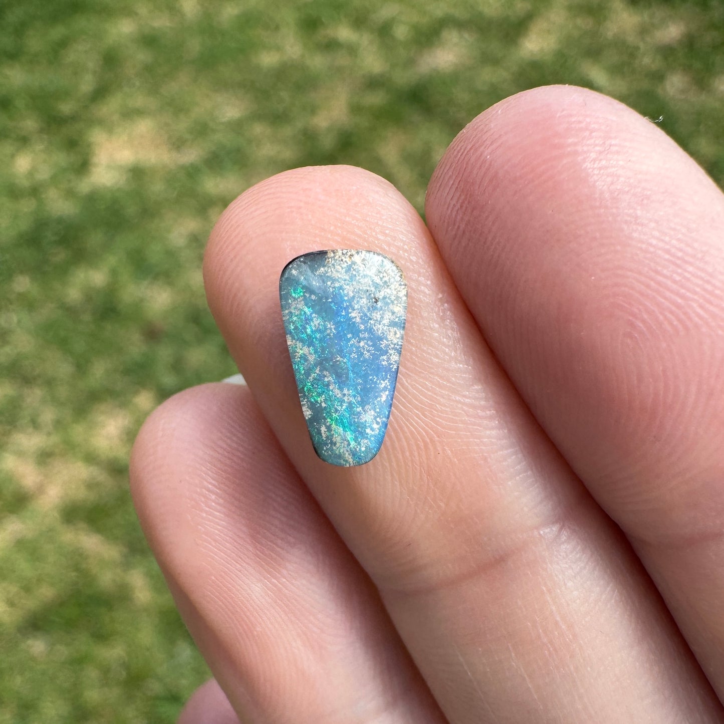 1.68 Ct small boulder opal