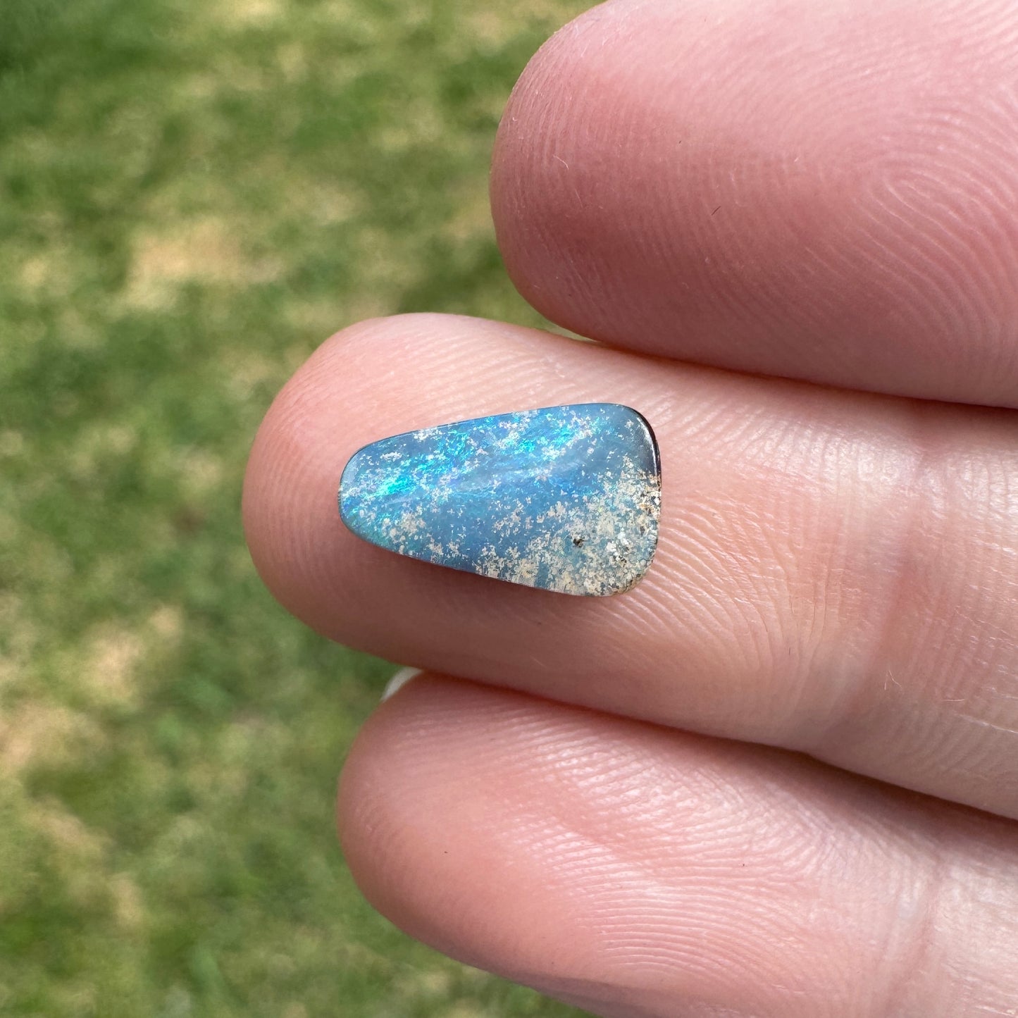 1.68 Ct small boulder opal
