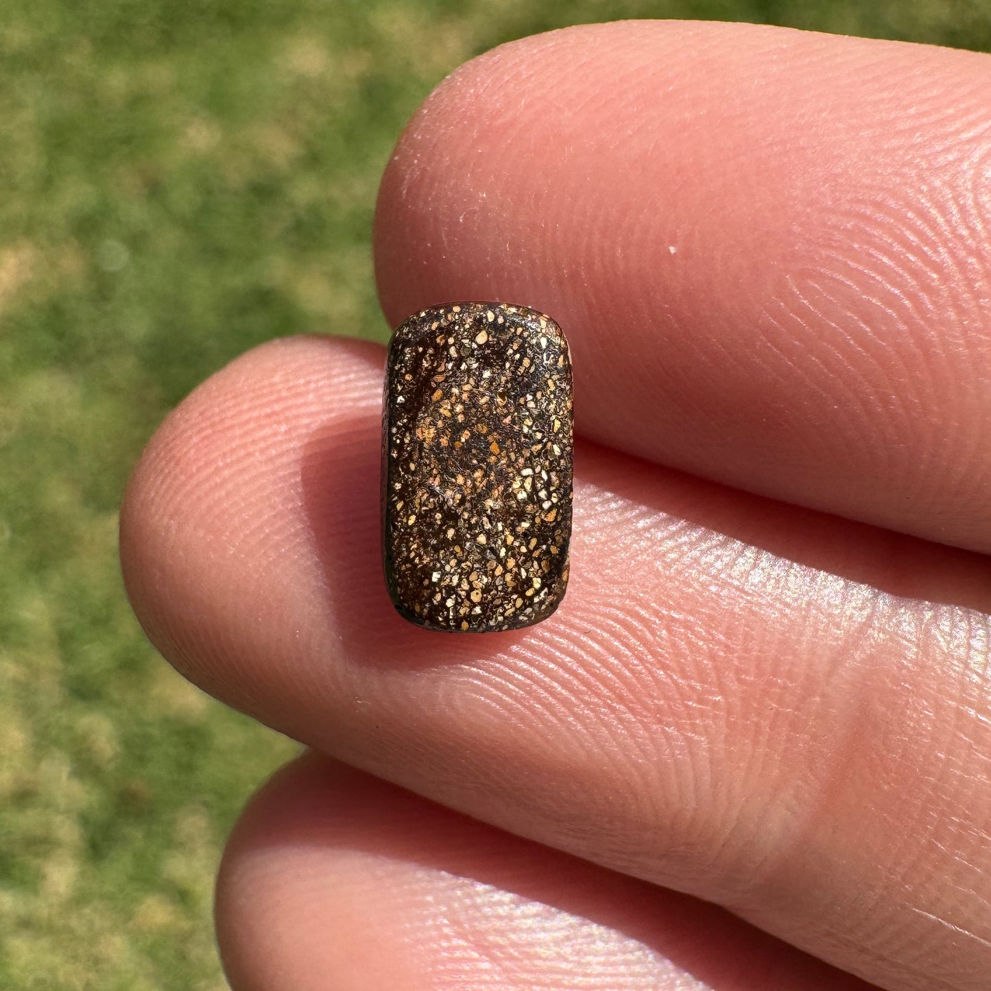 1.28 Ct small boulder opal