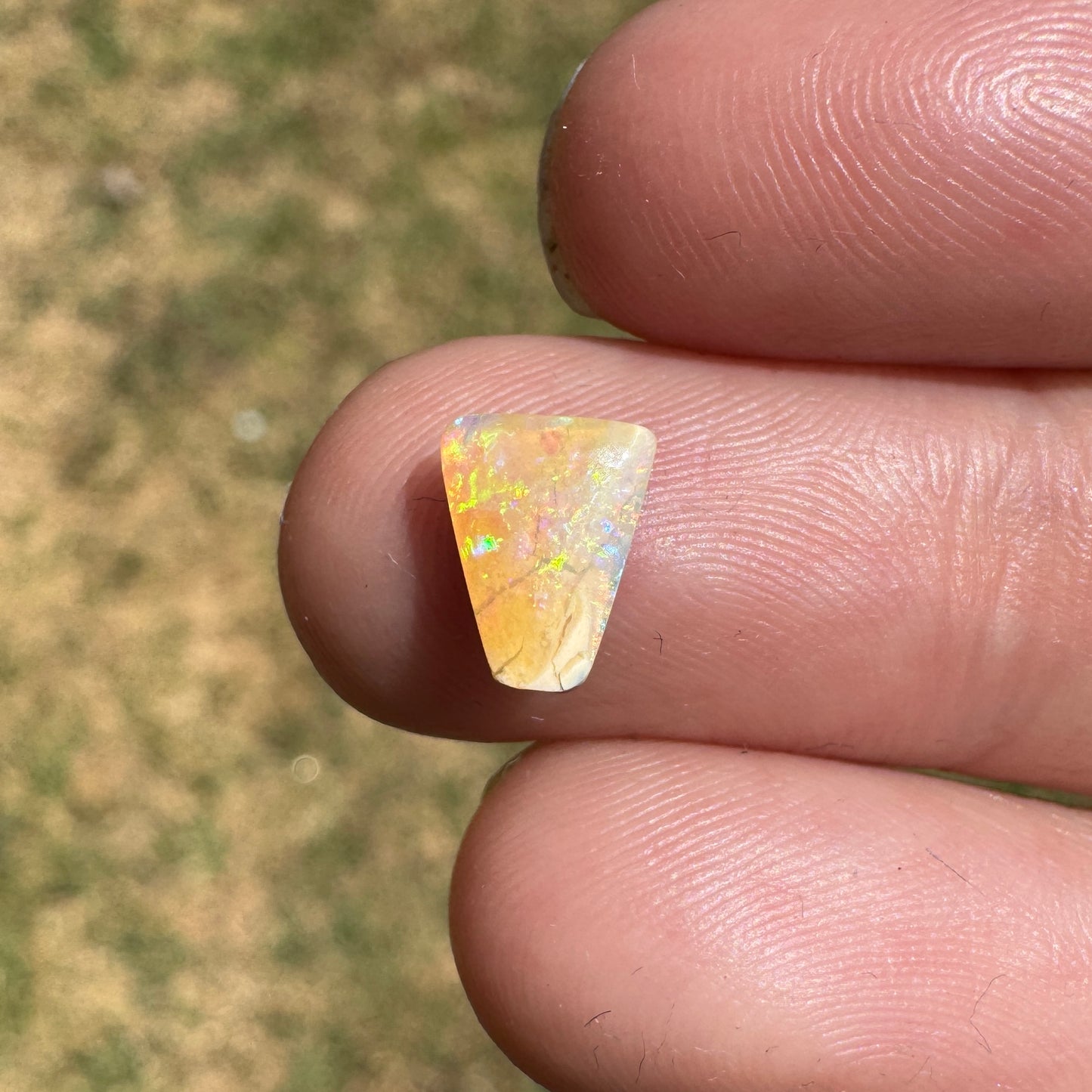 0.68 Ct small boulder opal