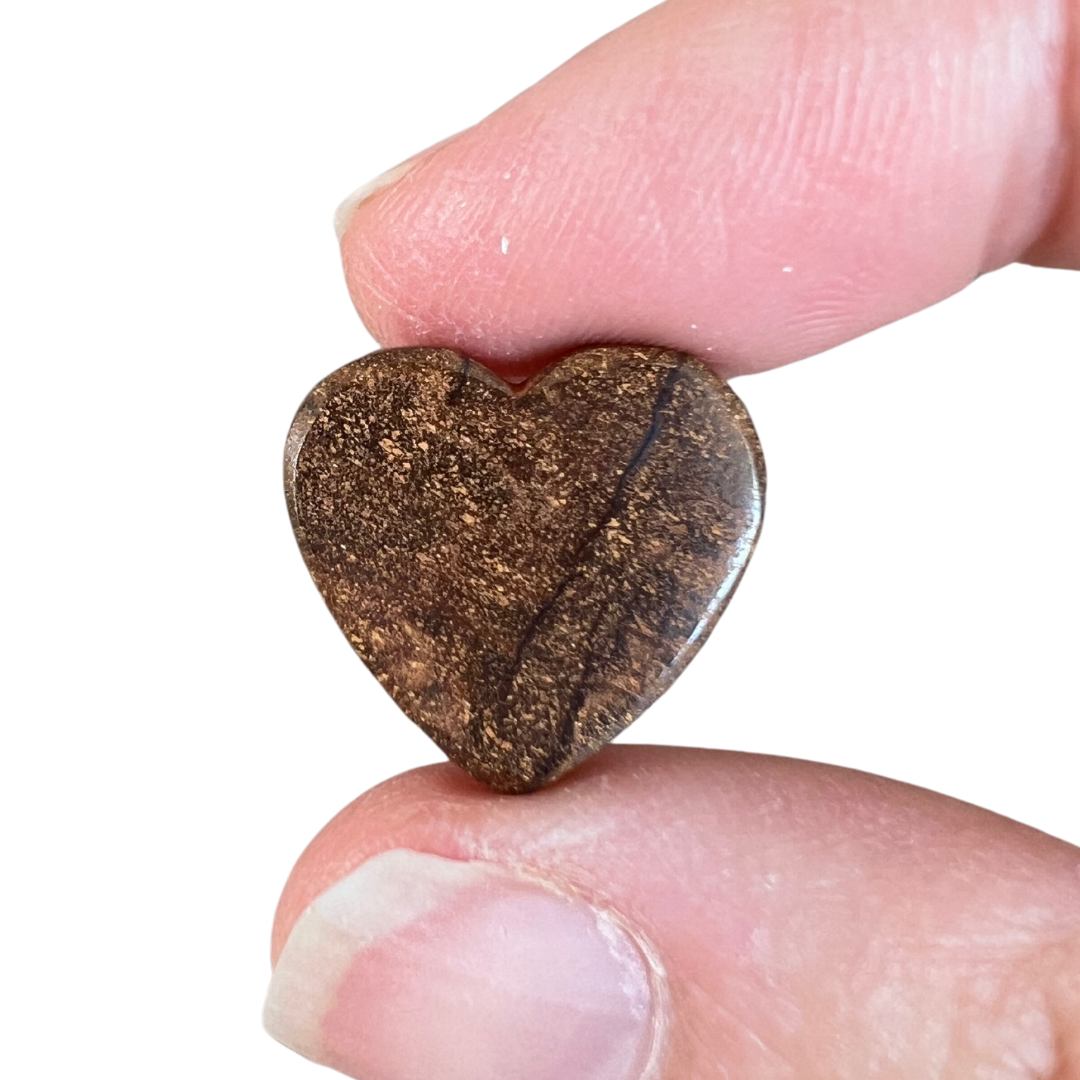 9.51 Ct heart boulder opal