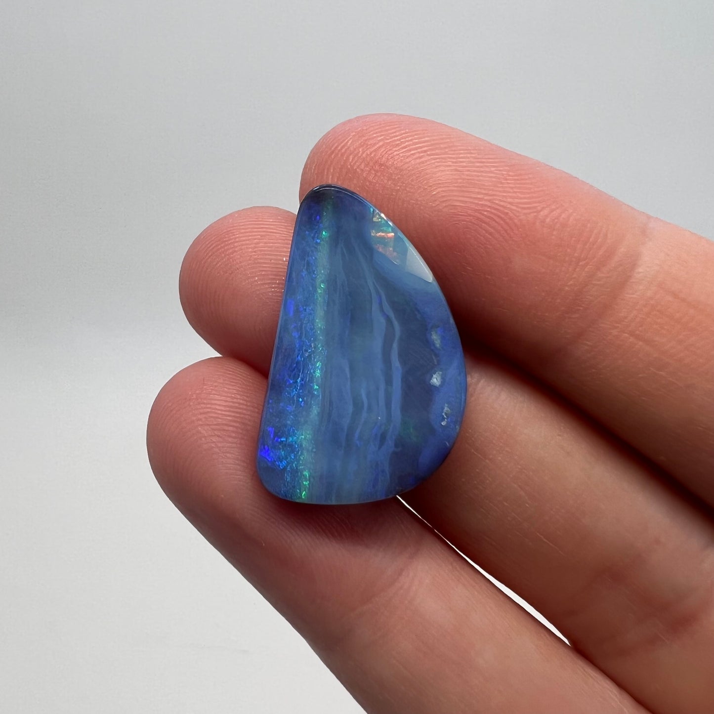 14.07 Ct blue boulder opal