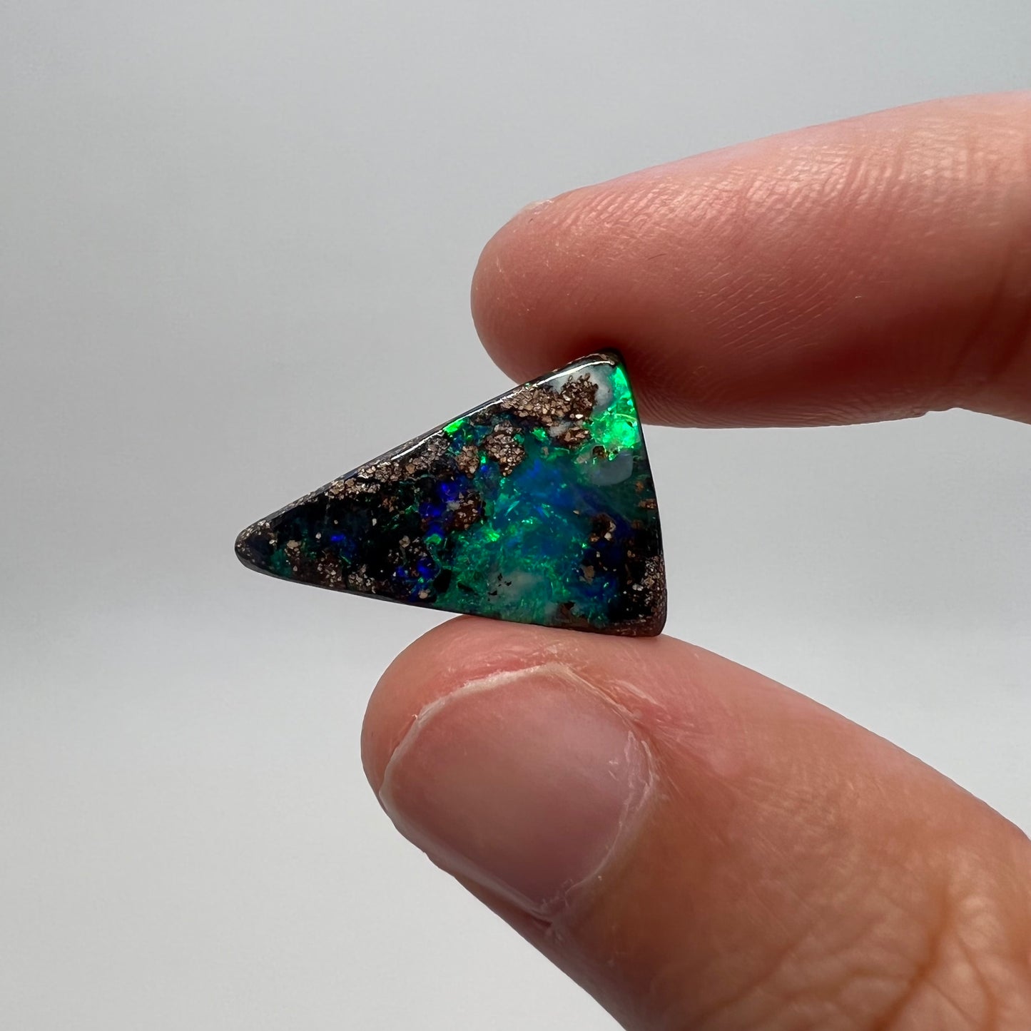 7.23 Ct triangle boulder opal