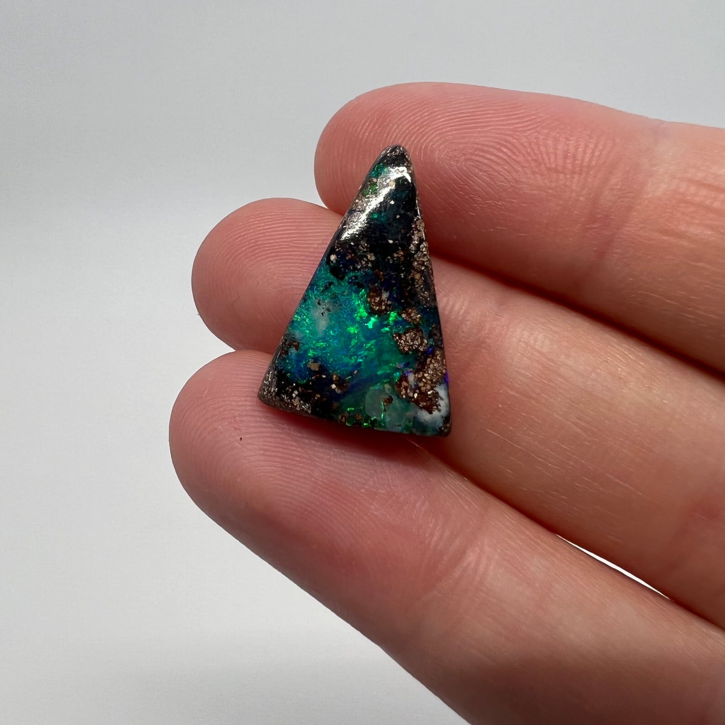 7.23 Ct triangle boulder opal